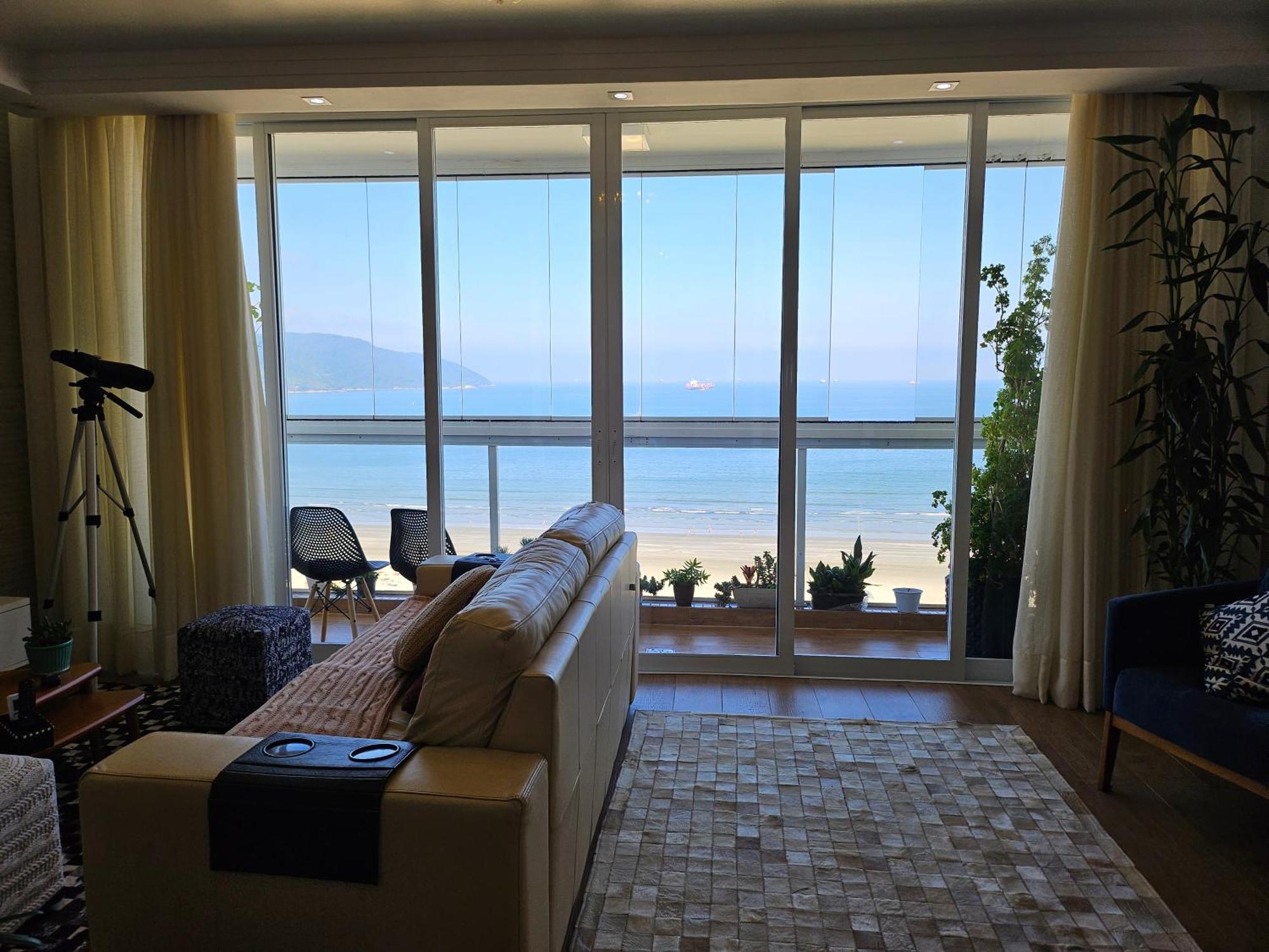 Apartamentos Na Praia Do Gonzaga Frente Mar Com Estacionamento Сантос Номер фото
